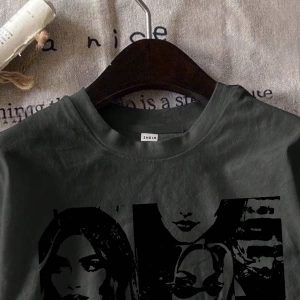 Kadın Moda Slogan Baskılı Kısa Kollu Yuvarlak Yaka Günlük Tişört
