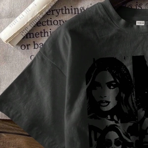 Kadın Moda Slogan Baskılı Kısa Kollu Yuvarlak Yaka Günlük Tişört