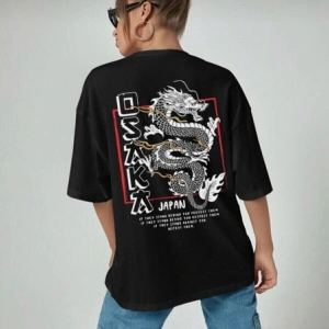 Kadın Oversize Osaka Baskılı Siyah Tshirt