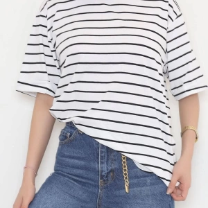 Kadın Oversize Siyah Beyaz Çizgili