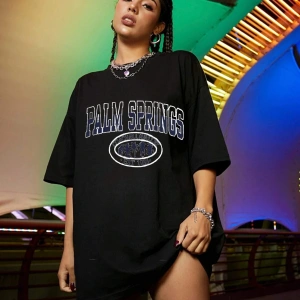 Kadın Palm Springs Siyah Baskılı Oversize Tshırt