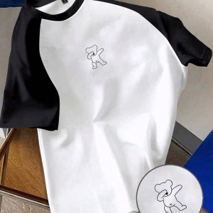 Kadın Rahat Minimalist Kedi Grafik Yuvarlak Yaka Kısa Kollu Bol Kesim Tişört, Ya