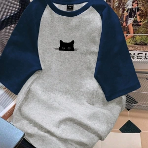 Kadın Rahat Minimalist Kedi Grafik Yuvarlak Yaka Kısa Kollu Bol Kesim Tişört, Ya