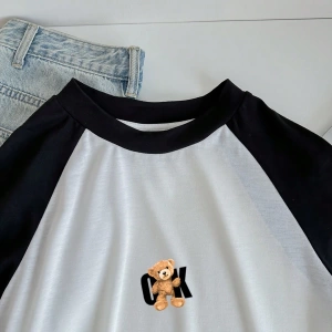 Kadın Rahat Minimalist Kedi Grafik Yuvarlak Yaka Kısa Kollu Bol Kesim Tişört, Ya