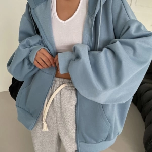 Kadın Renk Bloklu Bağcıklı Yaka Termal Astarlı Kapşonlu Sweatshirt, Uzun Kollu Üstler Model 5196