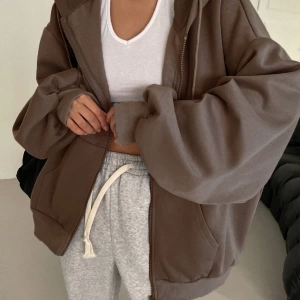 Kadın Renk Bloklu Bağcıklı Yaka Termal Astarlı Kapşonlu Sweatshirt, Uzun Kollu Üstler Model 5196