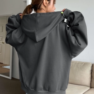 Kadın Renk Bloklu Bağcıklı Yaka Termal Astarlı Kapşonlu Sweatshirt, Uzun Kollu Üstler Model 5196