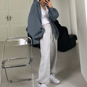 Kadın Renk Bloklu Bağcıklı Yaka Termal Astarlı Kapşonlu Sweatshirt, Uzun Kollu Üstler Model 5196