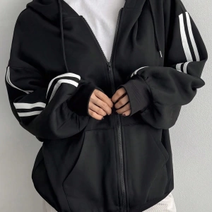 Kadın Renk Bloklu Bağcıklı Yaka Termal Astarlı Kapşonlu Sweatshirt, Uzun Kollu Üstler Model 5196