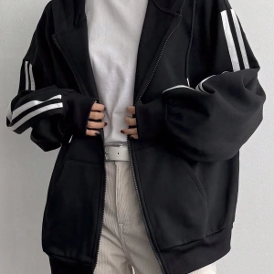 Kadın Renk Bloklu Bağcıklı Yaka Termal Astarlı Kapşonlu Sweatshirt, Uzun Kollu Üstler Model 5196