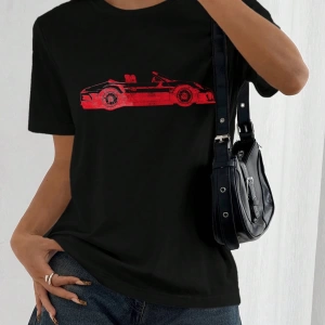 Kadın Renkli Yıldız Baskılı Kısa Kollu Tişört, Moda