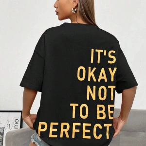 Kadın Siyah Its Okay Baskılı Oversize T-shirt
