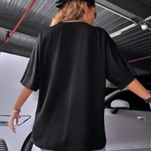 Kadın Siyah Oversize %100 Pamuk Endless Baskılı T-shirt