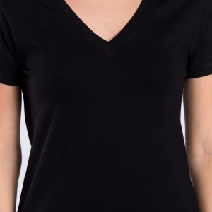 Kadın Siyah Renk V Yaka Kısa Kollu Viskon T-shirt