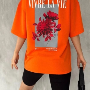 Kadın Turuncu Vivre La Vie Baskılı Oversize Bisiklet Yaka Penye Tişört