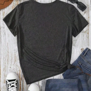 Kadın Yaz Yeni Minimalist Kiraz Ve Slogan Baskılı Rahat Tatil Stili Gevşek Ve Çok Yönlü Yuvar