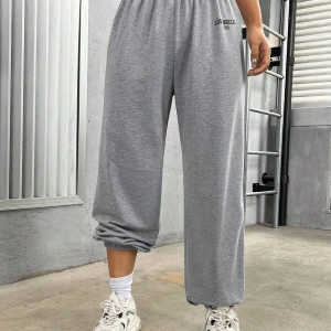 Kadın Yazılı Desenli Elastik Etekli Jogger Eşofman Altı