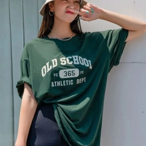 Kadın Yeşil School Baskılı Bisiklet Yaka Tshirt