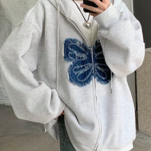 Kadın Yıpranmış Kelebek Detaylı Fermuarlı Kapüşonlu Sweatshirt Model 5160