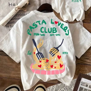 Kadınlar için Mutlu Dünya Günü Grafik Tişörtü - Rahat Yuvarlak Yaka, Kısa Kollu, Yumuşak Poly