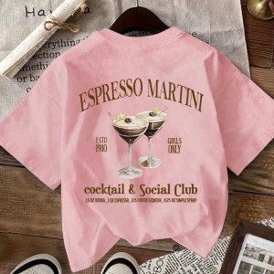 Kadınlar Rahat Yuvarlak Yaka Kısa Kollu Tişört Espresso Martini Coffee Club Grafikli, Yaz K