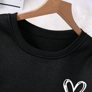 Kalp Baskılı Termal Astarlı Sweatshirt ve Bağcıklı Bel Eşofman Altı