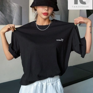 Kalp Desenli Düşük Omuz Tişört