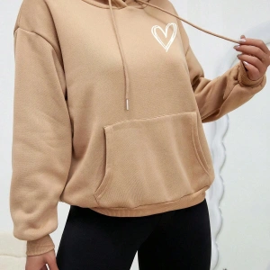 Kalp Desenli Kanguru Cepli Düşük Omuz İpli Kapüşonlu Üst Haki