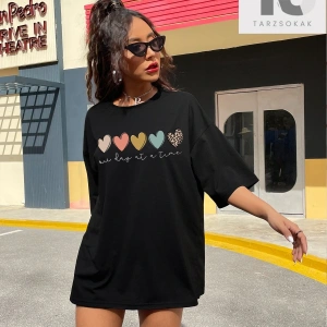 Kalp ve Slogan Grafikli Oversize Tişört