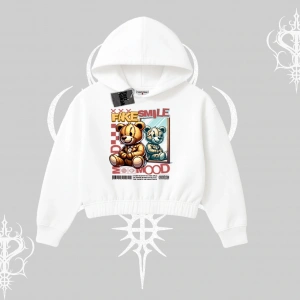 Kapşonlu Crop Sweatshirt Fake Smile Mood Ayıcık Grafik Baskılı