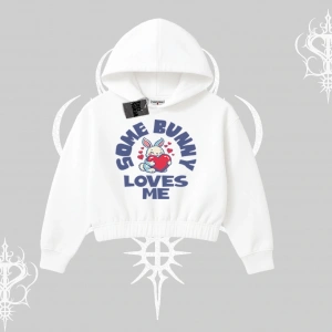 Kapşonlu Crop Sweatshirt Sevimli Tavşan Some Bunny Loves Me Baskılı