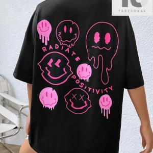 Karikatür Grafikli Düşük Omuzlu Tişört