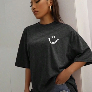 Karikatür ve Grafik tasarım Oversize T-shirt Cartoon/Letter serisi kod11
