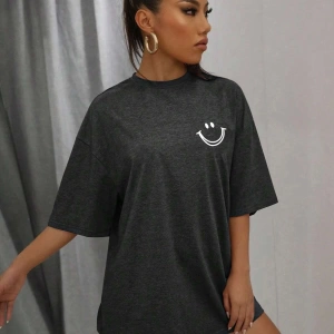 Karikatür ve Grafik tasarım Oversize T-shirt Cartoon/Letter serisi kod11