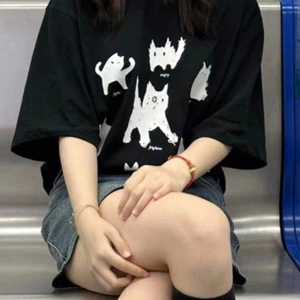 Karikatür ve Grafik tasarım Oversize T-shirt Cartoon/Letter serisi kod385