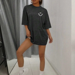 Karikatür ve Grafik tasarım Oversize T-shirt Cartoon/Letter serisi kod418