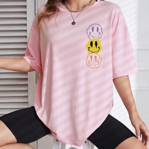 Karikatür ve Grafik tasarım Oversize T-shirt Cartoon/Letter serisi kod44