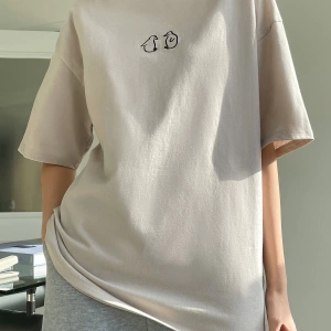 Karikatür ve Grafik tasarım Oversize T-shirt Cartoon/Letter serisi kod554
