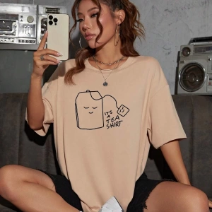 Karikatür ve Grafik tasarım Oversize T-shirt Cartoon/Letter serisi kod601