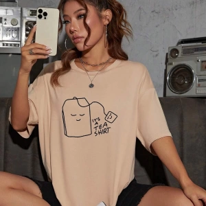 Karikatür ve Grafik tasarım Oversize T-shirt Cartoon/Letter serisi kod601