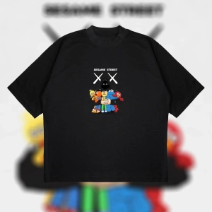 Kaws X Sesame Street Boxy Fit Oversize Unisex Tshirt – Baskılı Tişört |