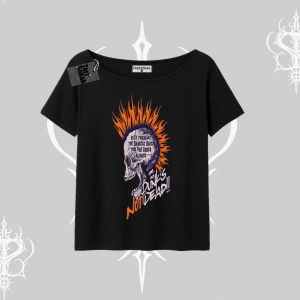 Kayık Yaka Tshirt Burning Skull Rebel Street Anthem