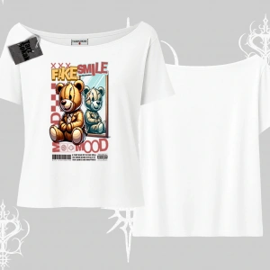 Kayık Yaka Tshirt Fake Smile Mood Ayıcık Grafik Baskılı