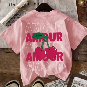 Kiraz AMOUR Desen Kadın Günlük Yuvarlak Yaka Kısa Kollu Tişört
