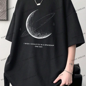 KOD Trend Hypemode Erkek Sloganı ve Gezegen Baskılı Tişört