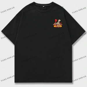 KOD Trend Street Life Erkek Kafatası ve Harf Grafikli Tişört