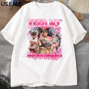 Komik Meme İsa Holding Moo Deng T-Shirt Hippo Moo Moo Dang sevgilisi Tshirt tayland hayvan gr 2995