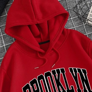 Letter Graphic Drawstring Kangaroo Pocket Hoodie Kırmızı