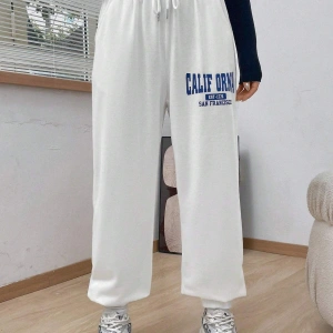 Letter Graphic Drawstring Waist Slant Pocket 4 Mevsim Eşofman