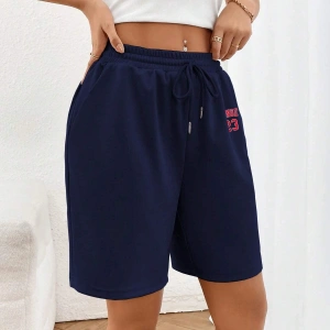 Letter Graphic Drawstring Waist Şort